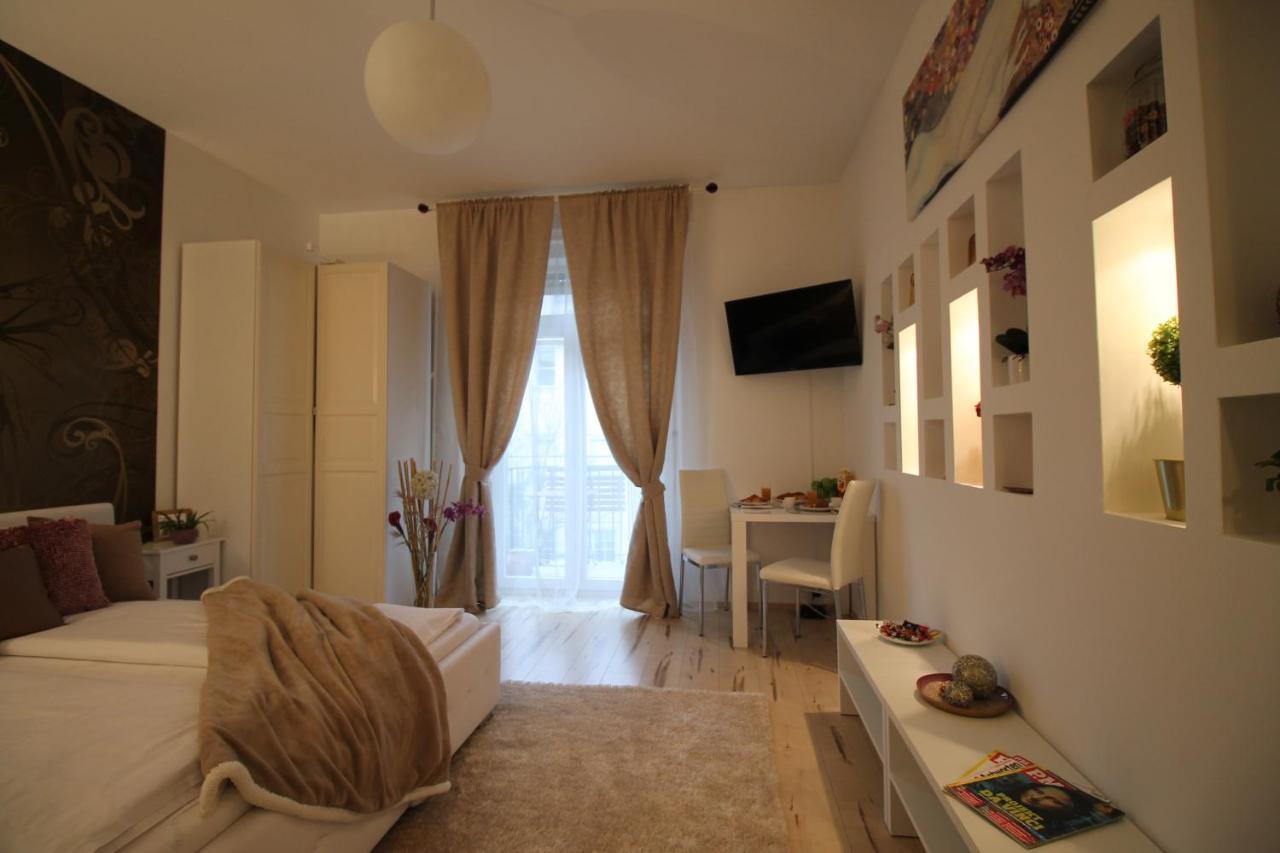 Amber Dream Budapest Exterior photo